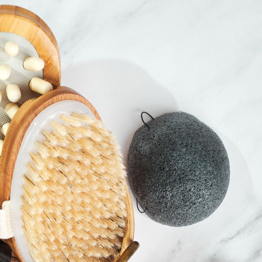 Éponge Konjac au charbon de bambou